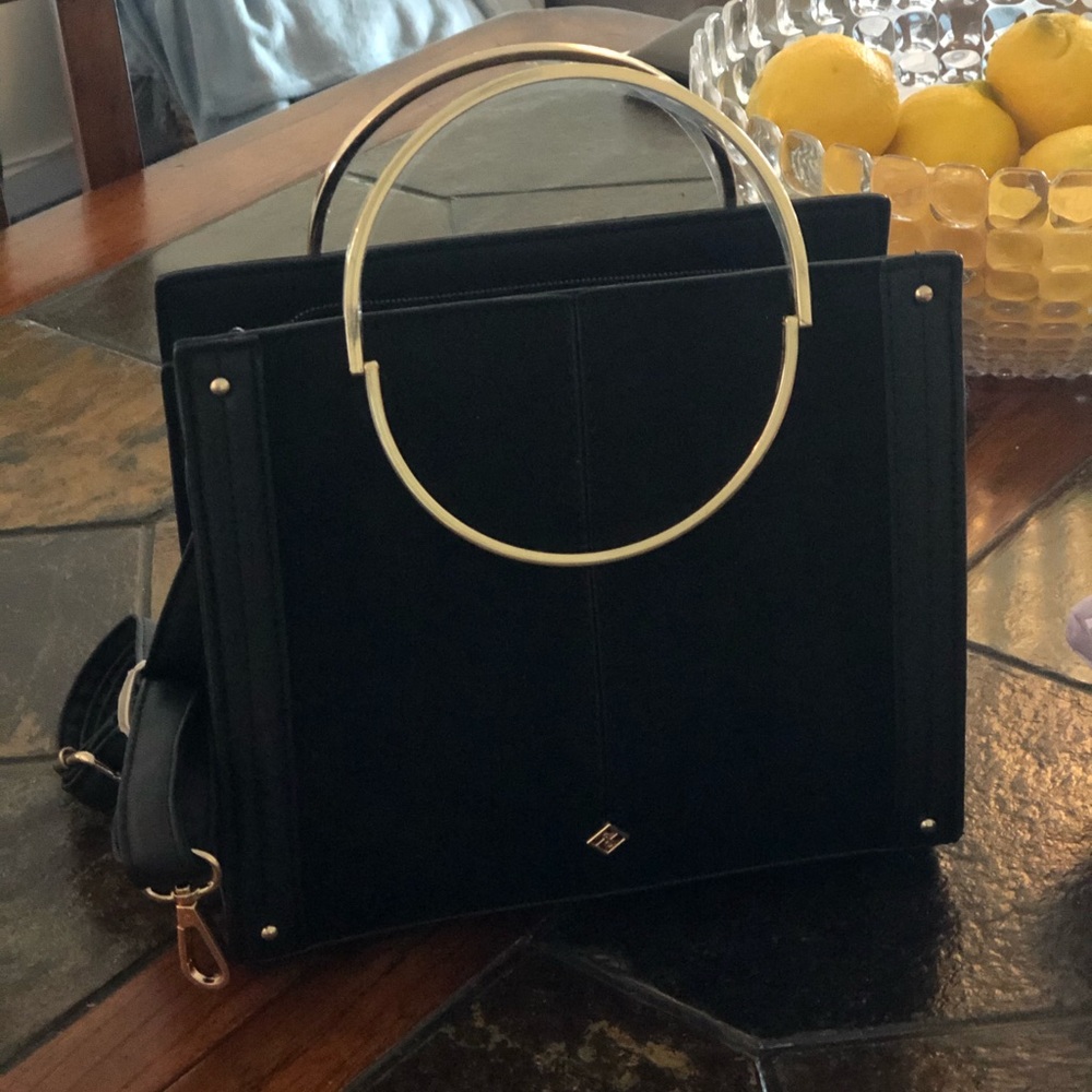 Black vegan crossbody everyday bag